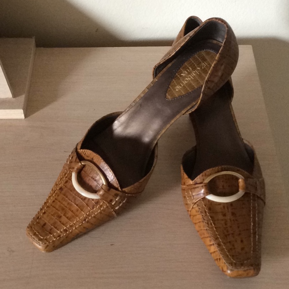 Liz Claiborne FLEX natural lizard print leather
